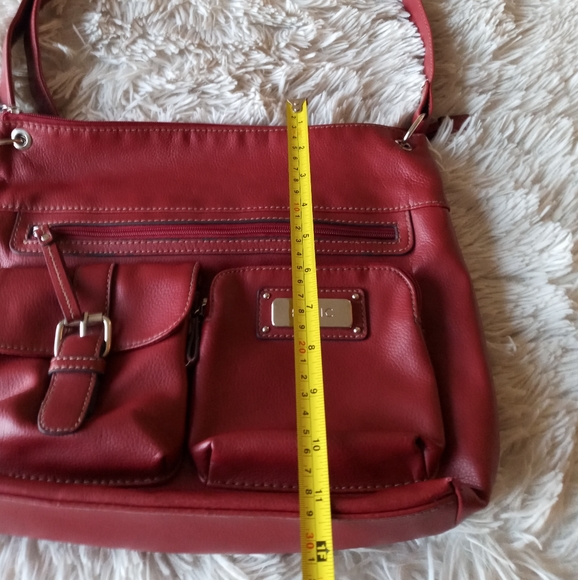 Relic Burgundy Purse - Picture 4 of 16